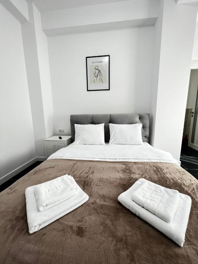 Marvellous Aparthotel With Master Apartments Suceava Exterior photo