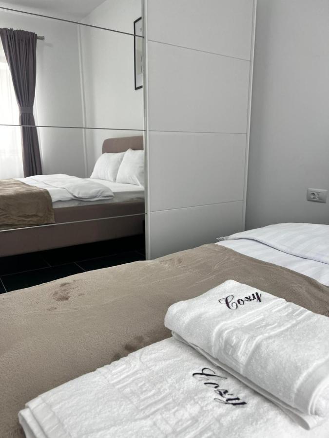 Marvellous Aparthotel With Master Apartments Suceava Exterior photo