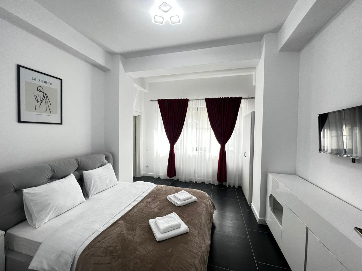 Marvellous Aparthotel With Master Apartments Suceava Exterior photo
