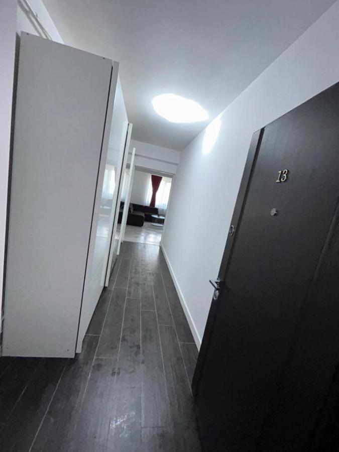 Marvellous Aparthotel With Master Apartments Suceava Exterior photo